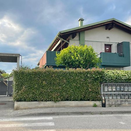 Casa Vacanze Esmeralda Zanica Buitenkant foto