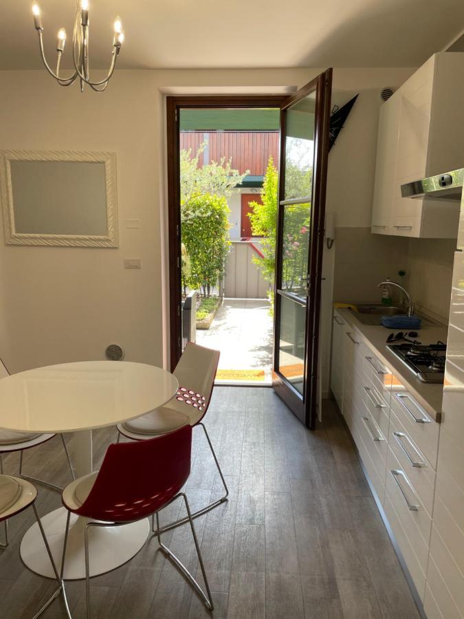 Casa Vacanze Esmeralda Zanica Buitenkant foto